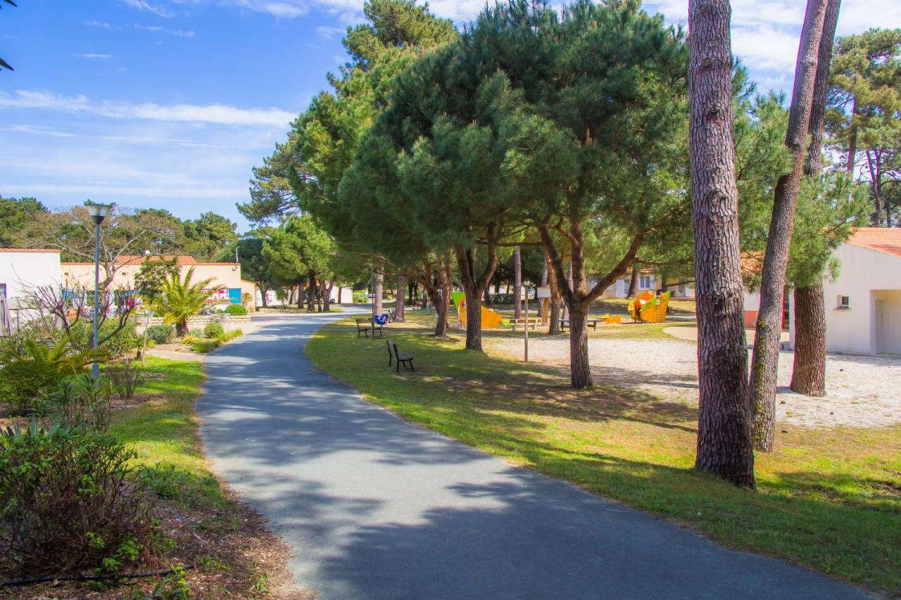 Отель Azureva Ile D'Oleron Grand-Village-Plage Экстерьер фото