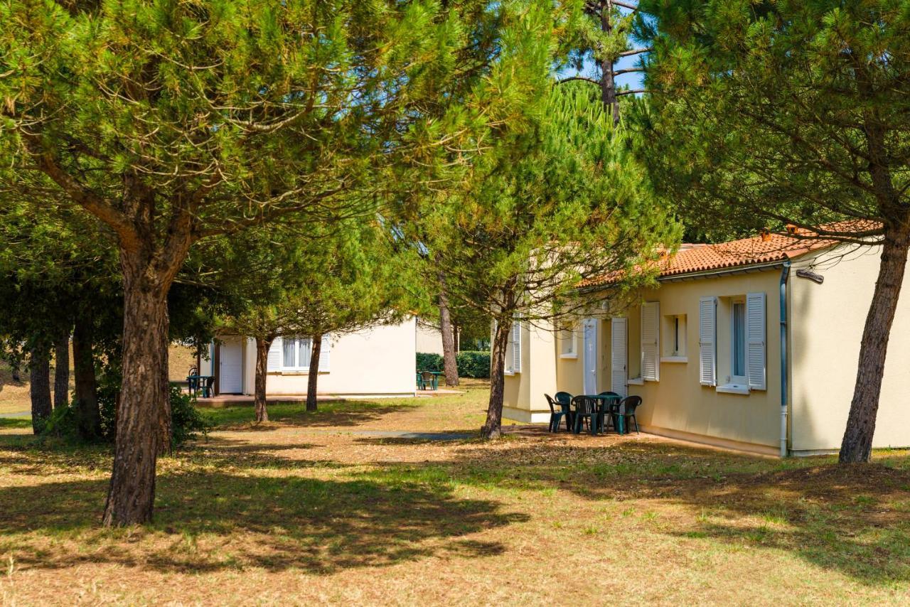 Отель Azureva Ile D'Oleron Grand-Village-Plage Экстерьер фото